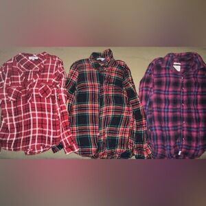 Flannel tops from AE. Perfect for fall, great condition.